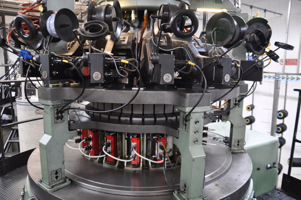 Vista parziale alta di macchina Mayer con attuatori Baiff parte del retrofit kit