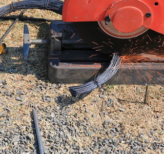 definitivo%20cam_3.00_02_05_05.still011 definitivo%20cam_3.00_02_05_05.still011