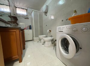 bagno completo, lavanderia bagno completo, lavanderia