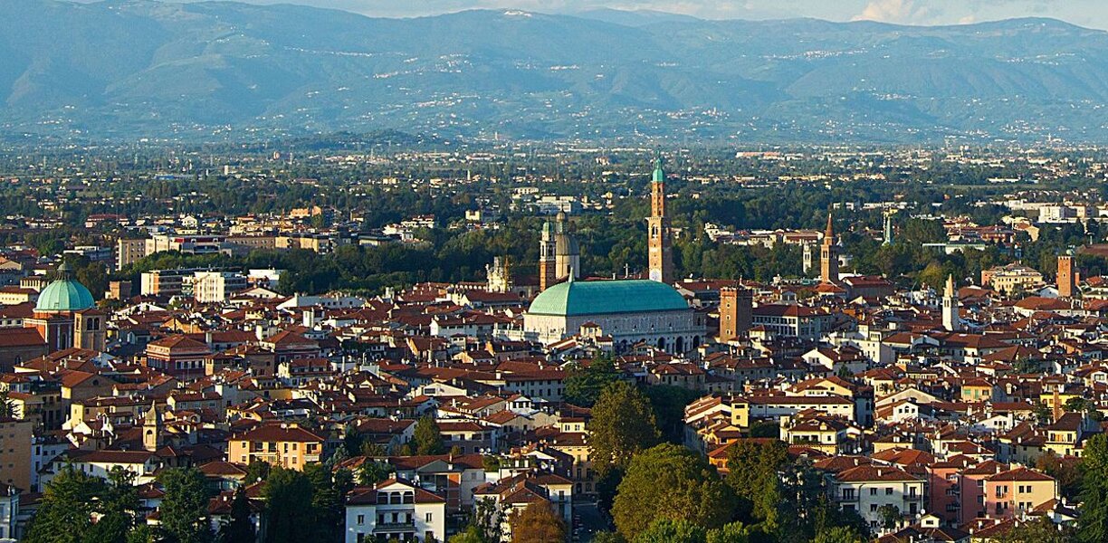 vicenza_da_monte_berico_ottobre_2013_crop