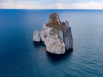 2abd7b0b-e8c0-4502-a5ac-5a42159ea1ec