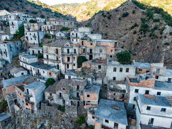 c06716c8-53b4-41bc-968a-46a894db53f9 c06716c8-53b4-41bc-968a-46a894db53f9