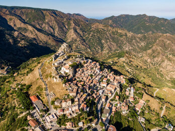 d816310b-2726-45ec-83a6-c1b88d2b087e d816310b-2726-45ec-83a6-c1b88d2b087e