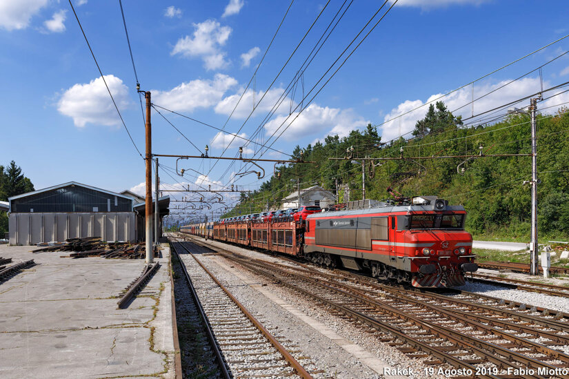 5ed625e1-225d-4633-b7fb-bd9b7f91f278 5ed625e1-225d-4633-b7fb-bd9b7f91f278