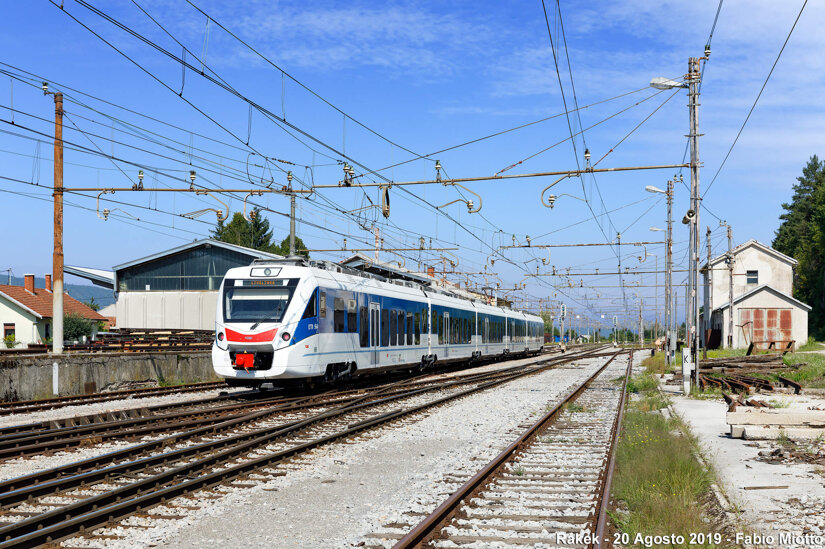 f6344449-bd64-47b7-84c4-7e64e61f99c6 f6344449-bd64-47b7-84c4-7e64e61f99c6