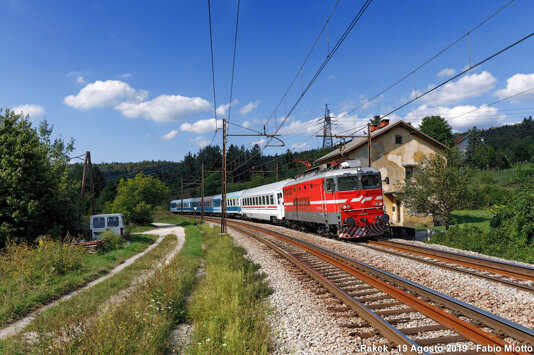 a4844be1-83b7-4584-8eb7-496d7a5641c1 a4844be1-83b7-4584-8eb7-496d7a5641c1