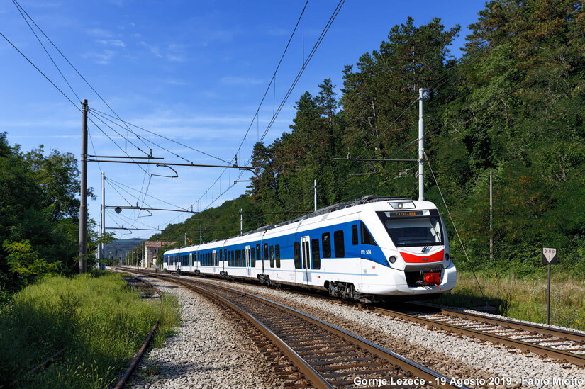 ec6a9aba-99ea-49fd-85d5-4b16bea8b31c ec6a9aba-99ea-49fd-85d5-4b16bea8b31c