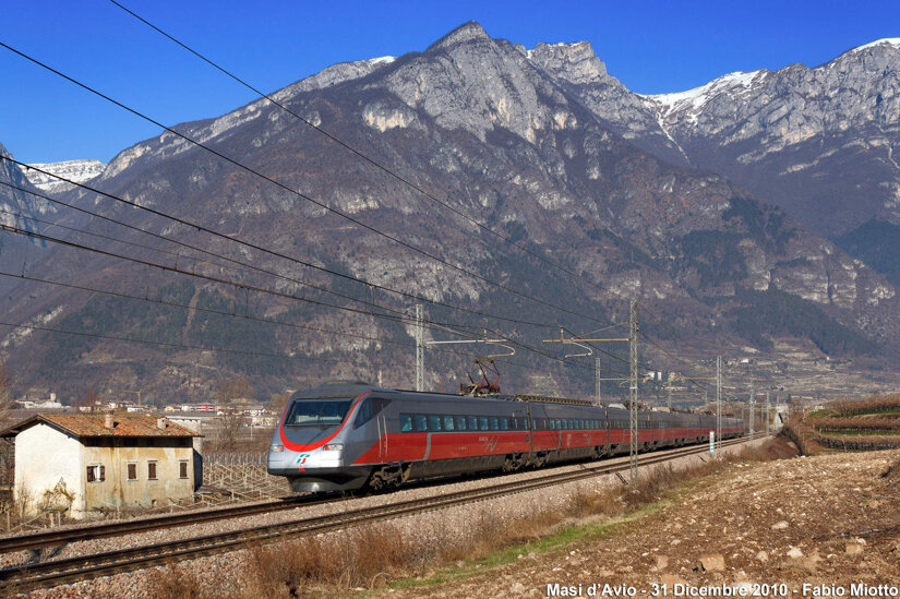 ee59362b-2227-4655-984f-ce0d9bf6c0db