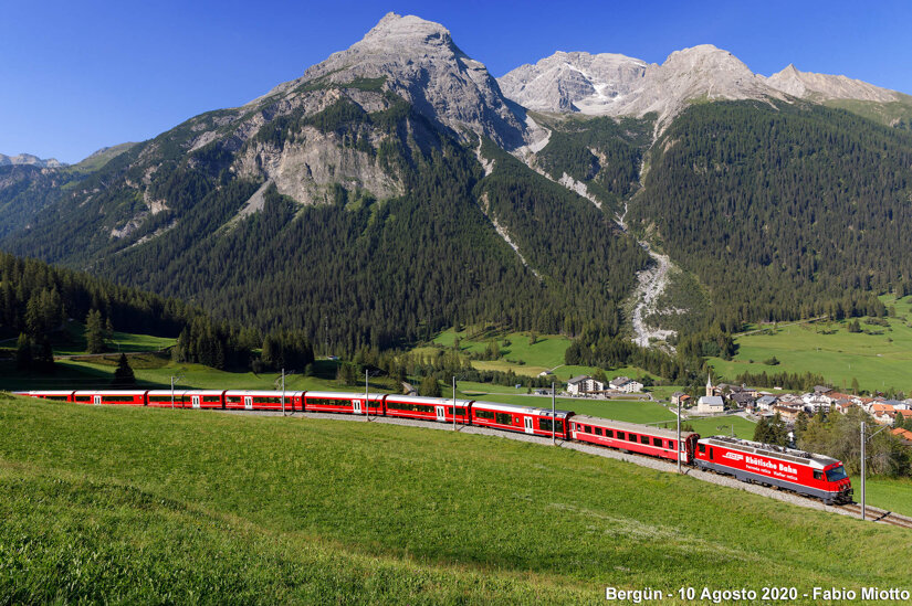 c98b1ec3-76a4-4782-8008-ed8dad9d4e92 c98b1ec3-76a4-4782-8008-ed8dad9d4e92