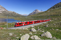 8bd1e1d6-3f09-40de-b1c9-ba7d2d873918