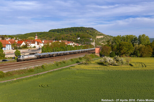 e1074c3b-0ff9-435e-9574-9314d5ba6e56