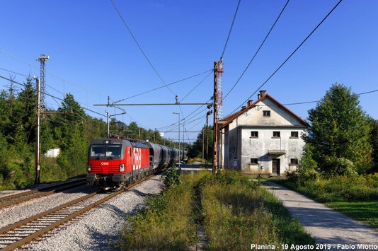 0471c404-6190-432d-82ed-d136c205dc05 0471c404-6190-432d-82ed-d136c205dc05