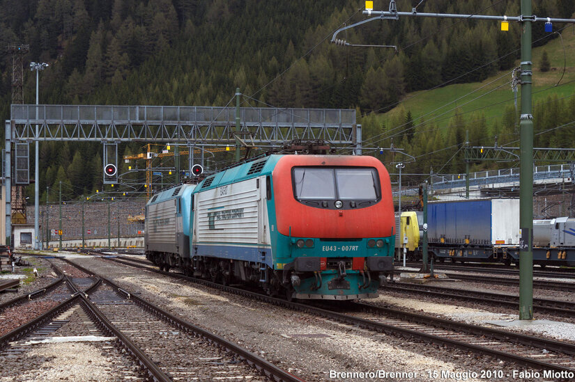 0dc9f391-090a-4b11-9213-da9723e0ff92