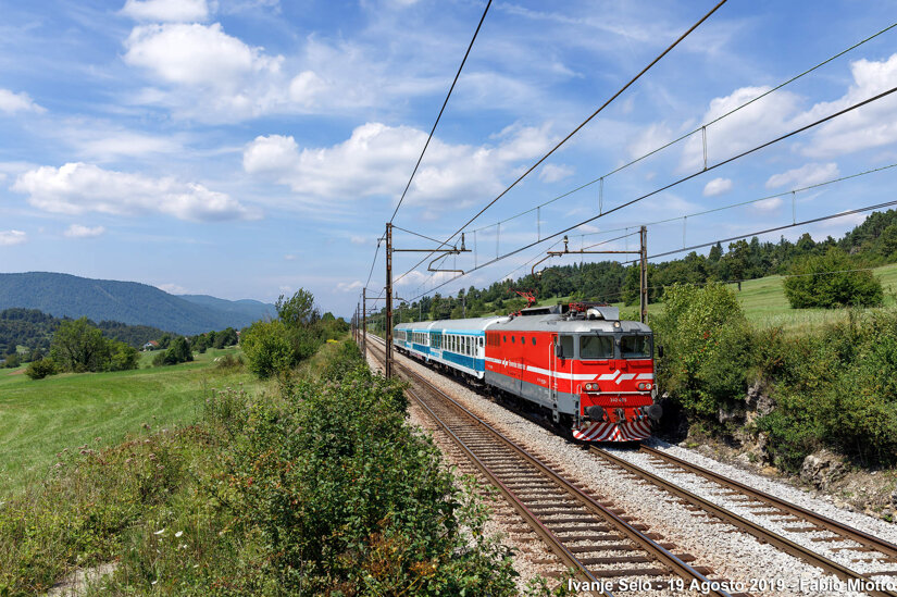 1136c391-aae5-4989-ae3d-7f44731841a4 1136c391-aae5-4989-ae3d-7f44731841a4