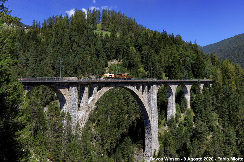 b8c337f9-e3cd-4b01-8bd6-5628763056aa b8c337f9-e3cd-4b01-8bd6-5628763056aa