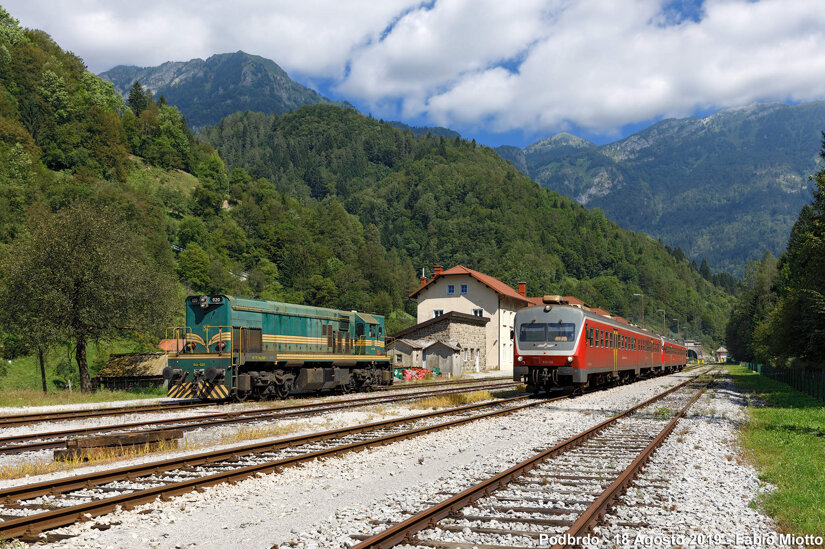 79e927ee-b935-41c9-b0b1-cbcf77877b5c 79e927ee-b935-41c9-b0b1-cbcf77877b5c