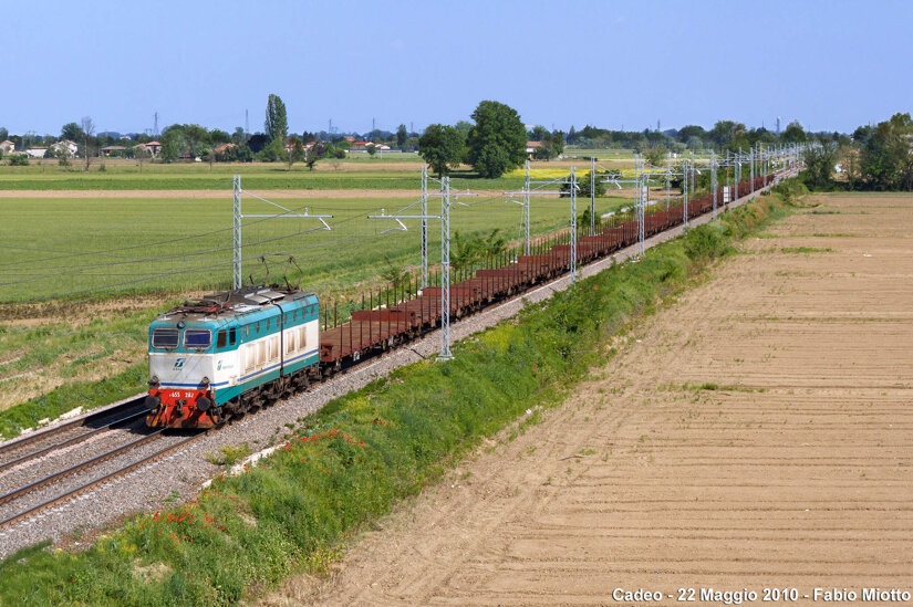 e472af19-6d51-43d0-8b1a-05b216ae2cd3