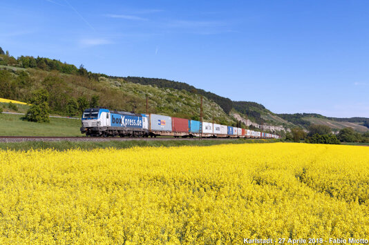 05f93d7c-f0d4-48a6-b613-ce08de556a8c