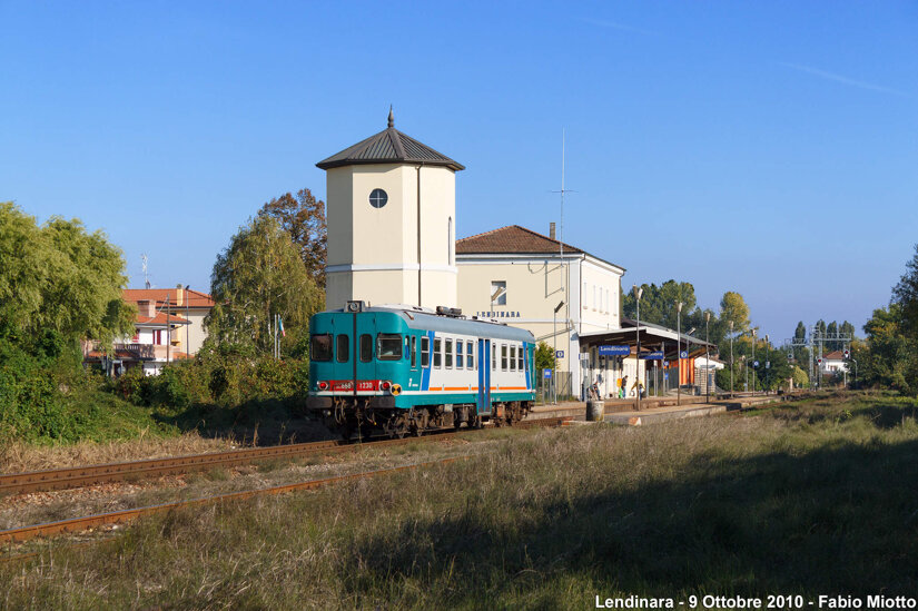 ad93a83a-c74f-406a-b612-675815cc1b0e