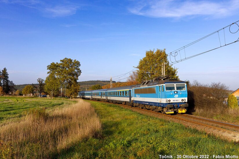 ff608c7f-8a38-47c2-8b61-1e6ab995d700.jpeg ff608c7f-8a38-47c2-8b61-1e6ab995d700.jpeg