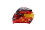 caschi-ferrari-uscita-n-90-carlos-sainz-2024