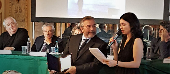 7a051ee4-b372-427b-80fe-33fc96d686a1