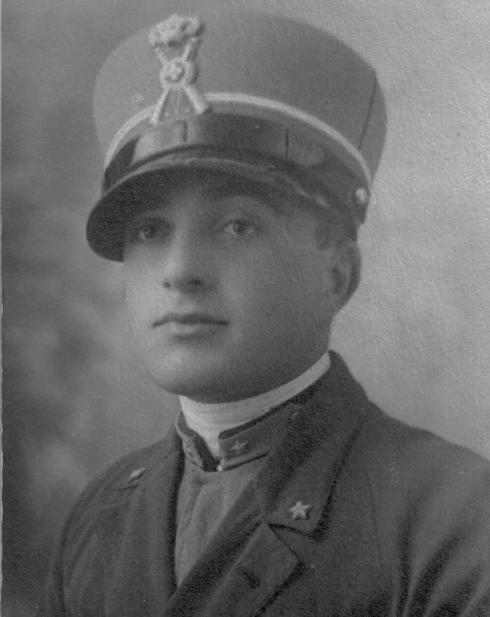 Il personaggio del colonnello Mari e lo zio resistente