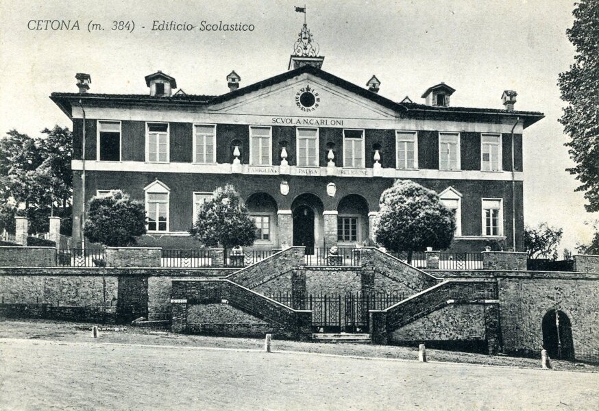 Primary school in Cetona
