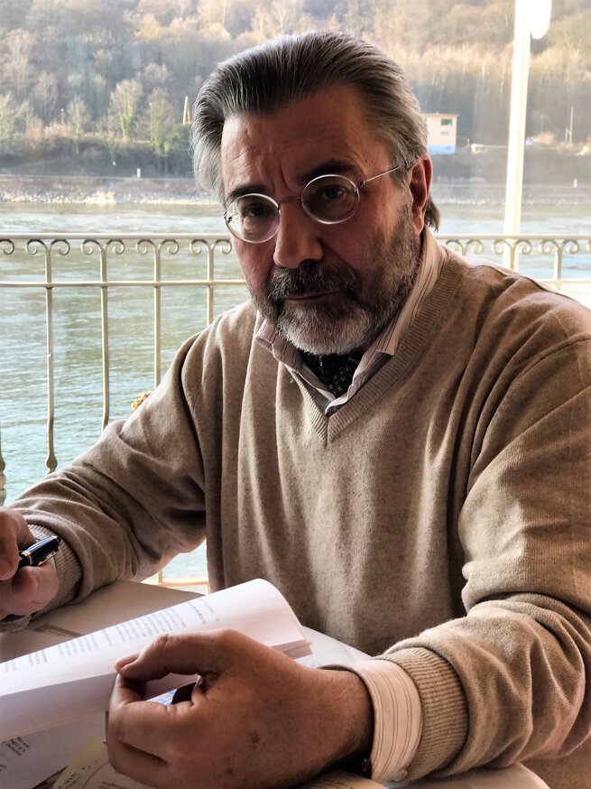 f7929f18-bd29-40f5-ac1e-a7177c2fbc0a