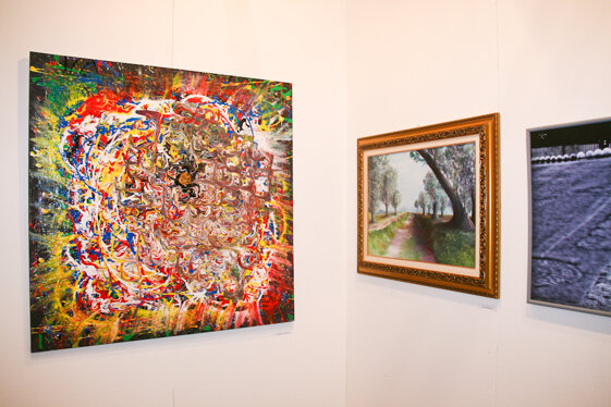 49bda5fe-d6b9-4f03-8500-363bdf49d820