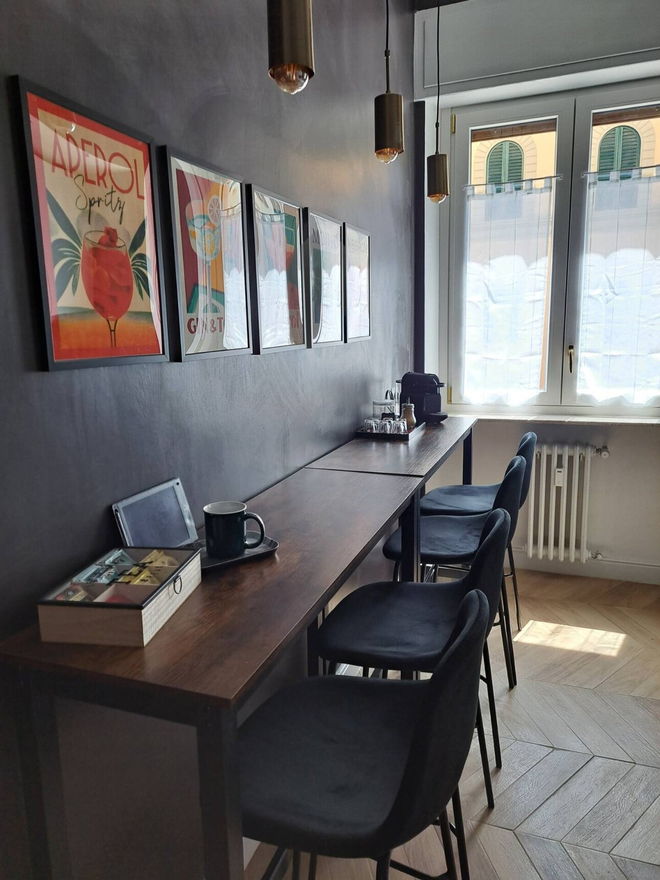 cucina finestra.jpeg