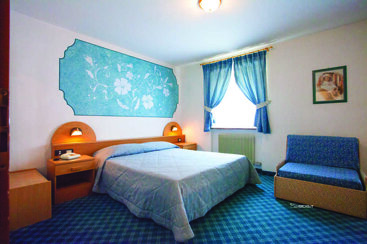 fdf7dc7a-318b-4ff9-895b-6b2ec2fba39f