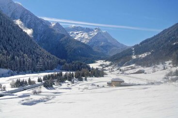 8b702a98-dcde-494c-bc24-4b90c4b40b3c 8b702a98-dcde-494c-bc24-4b90c4b40b3c