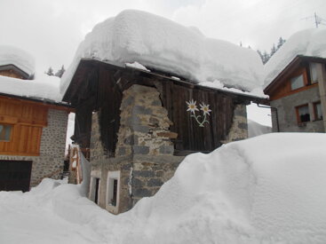 d5042228-5900-45a5-b1d5-1b0acb2ad765 d5042228-5900-45a5-b1d5-1b0acb2ad765