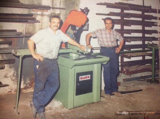 2e07e716-033d-4190-b3d3-9e7f9be66406