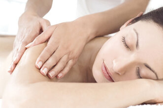 massaggio donna.jpeg massaggio donna.jpeg