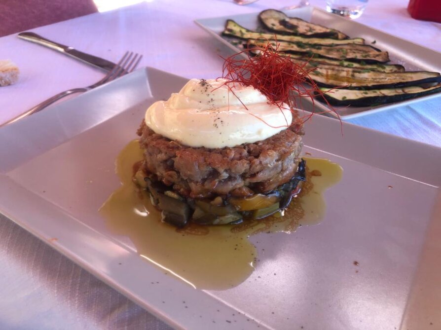 8e9cb41b-01cd-49cb-b6e5-81260096a0cf