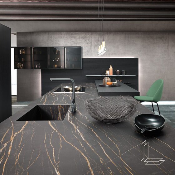 72683902-b849-48db-a884-f878fca44629