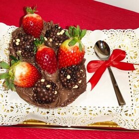 uova al cucchiaio Brigadero al latte e fragole