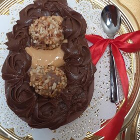 uova al cucchiaio Dolce di latte e brigadero fondente