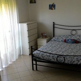 SETTECAMINI Camera 5 340€