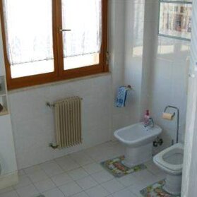 CASALMONASTERO Bagno 1