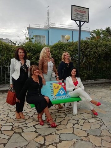 8eecd8f6-b016-4572-a119-427f1aecc8a7