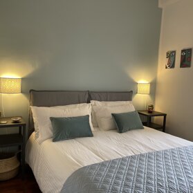 Camera matrimoniale Camera matrimoniale climatizzata dotata di armadio