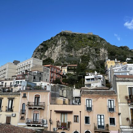 6d50d2a8-8769-4721-b7ee-89a7f82c06ee