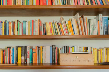 f2953b8a-c70b-44d7-85a9-f3d98f749147 f2953b8a-c70b-44d7-85a9-f3d98f749147