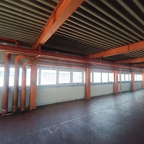 Intervento di bonifica su tubature con materiali contaminati