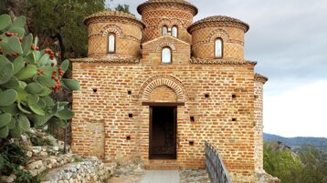 83854afd-9c47-4590-a7f5-c142ce5a771e