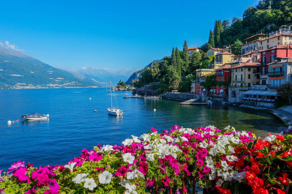 lake Como,,luxury holiday italy, luxury travel designers italy lake Como,,luxury holiday italy, luxury travel designers italy