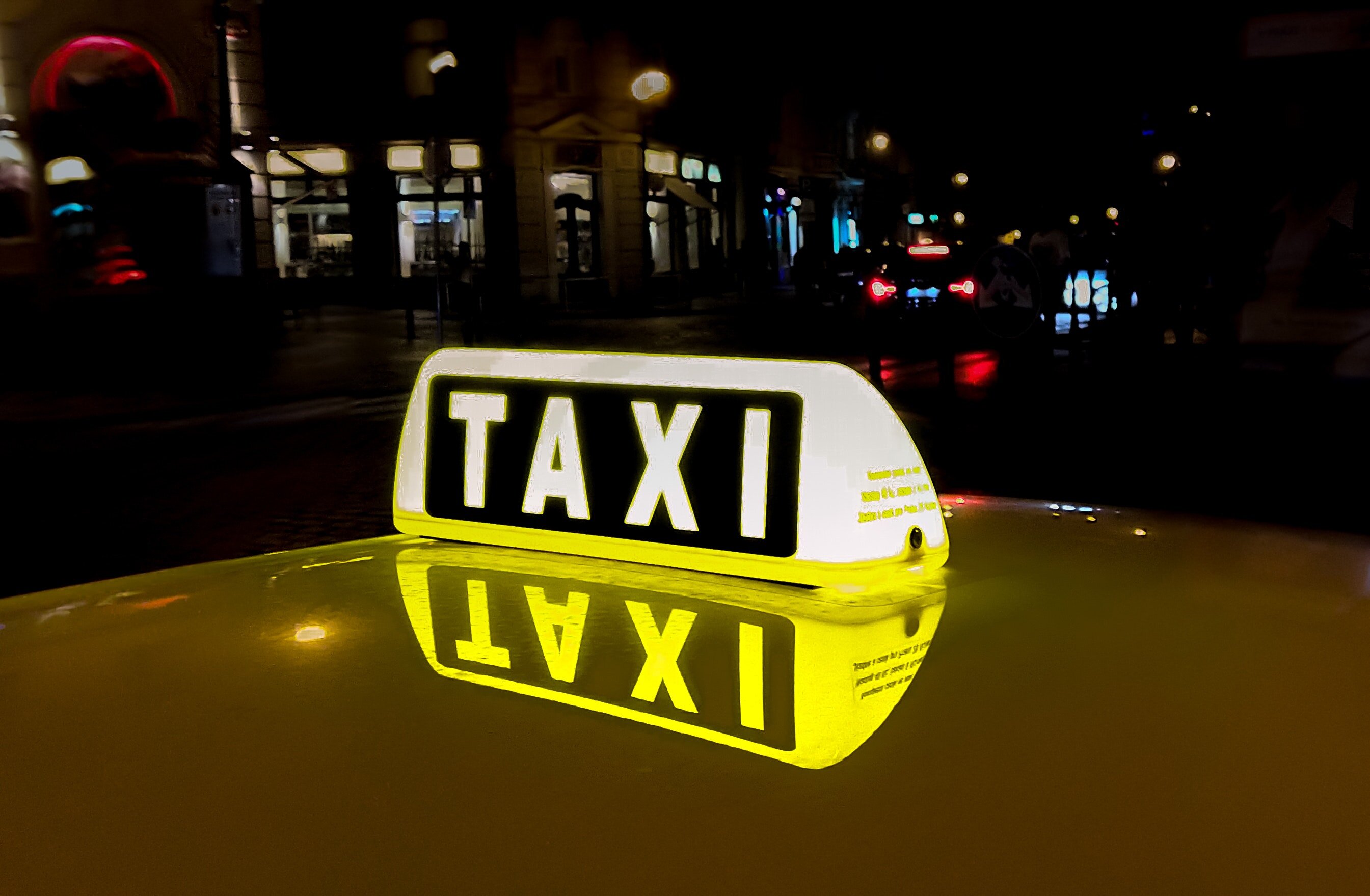 Transports from/to the airport